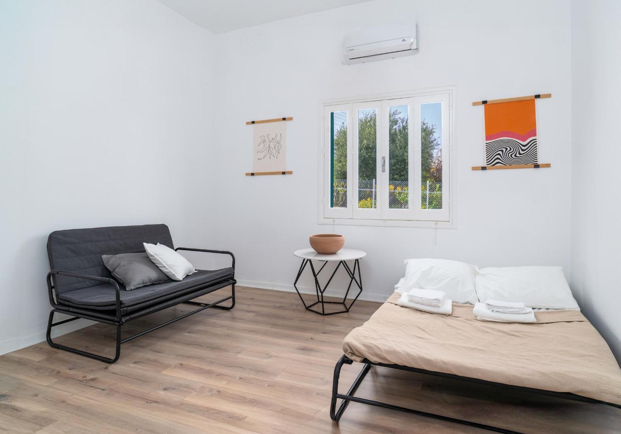 Sotiris House