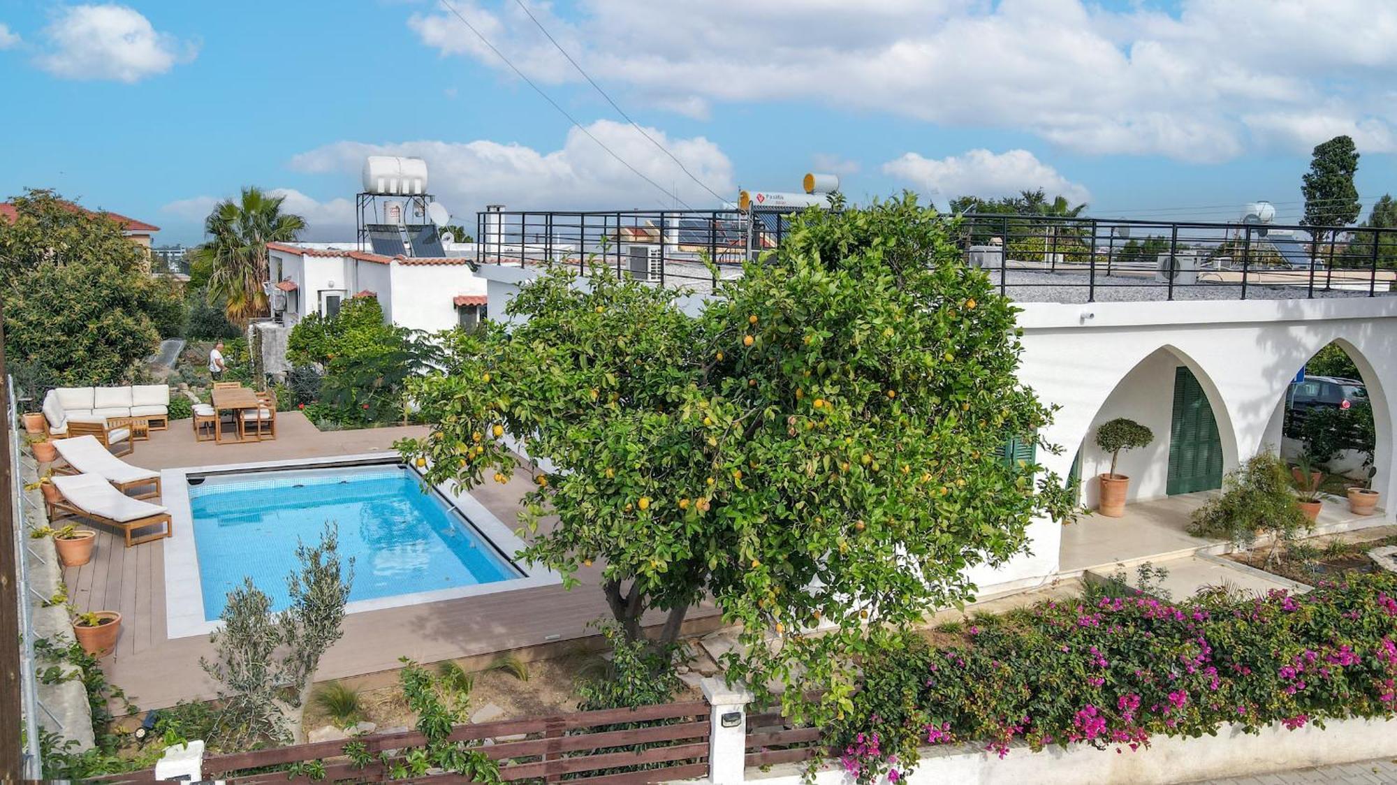 Sotiris House