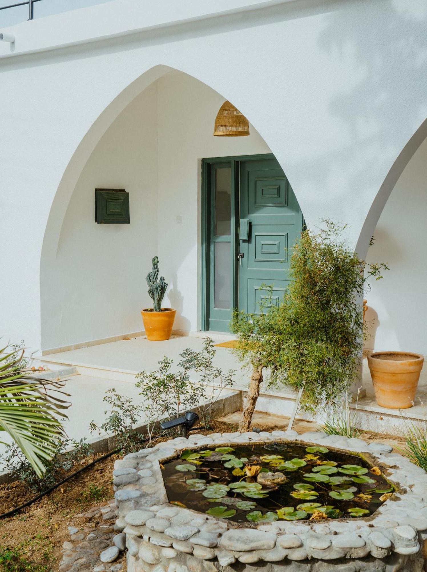 Sotiris House